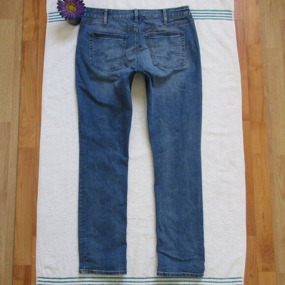 SILVER Jeans Size 32 Avery Straight Denim - Picture 4 of 8